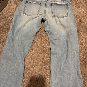 Forever 21 Light Blue Women's Relaxed Jeans